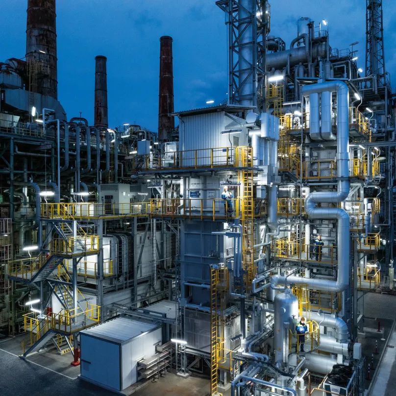 三方相助：全球首座大型电加热蒸汽裂解炉完工投产